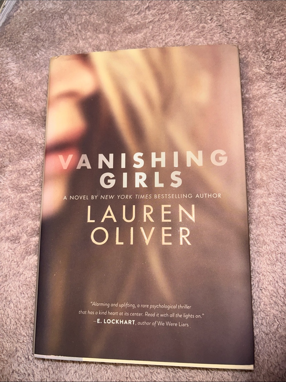 Vanishing Girls By: Lauren Oliver